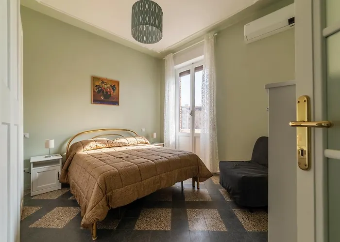 Guesthost - Bright - San Pietro & Castel Sant'angelo Apartment *