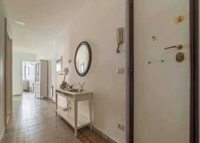 Apartment Guesthost - Bright - San Pietro & Castel Sant'angelo *